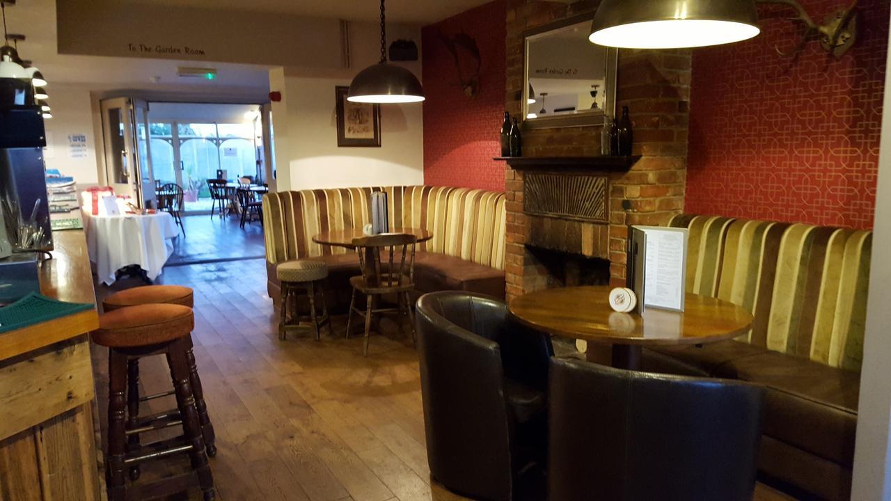 The Stag Hotel Northwood  Kültér fotó